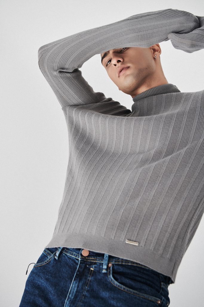 Grey knitted turtle neck T-shirt COMBO'S