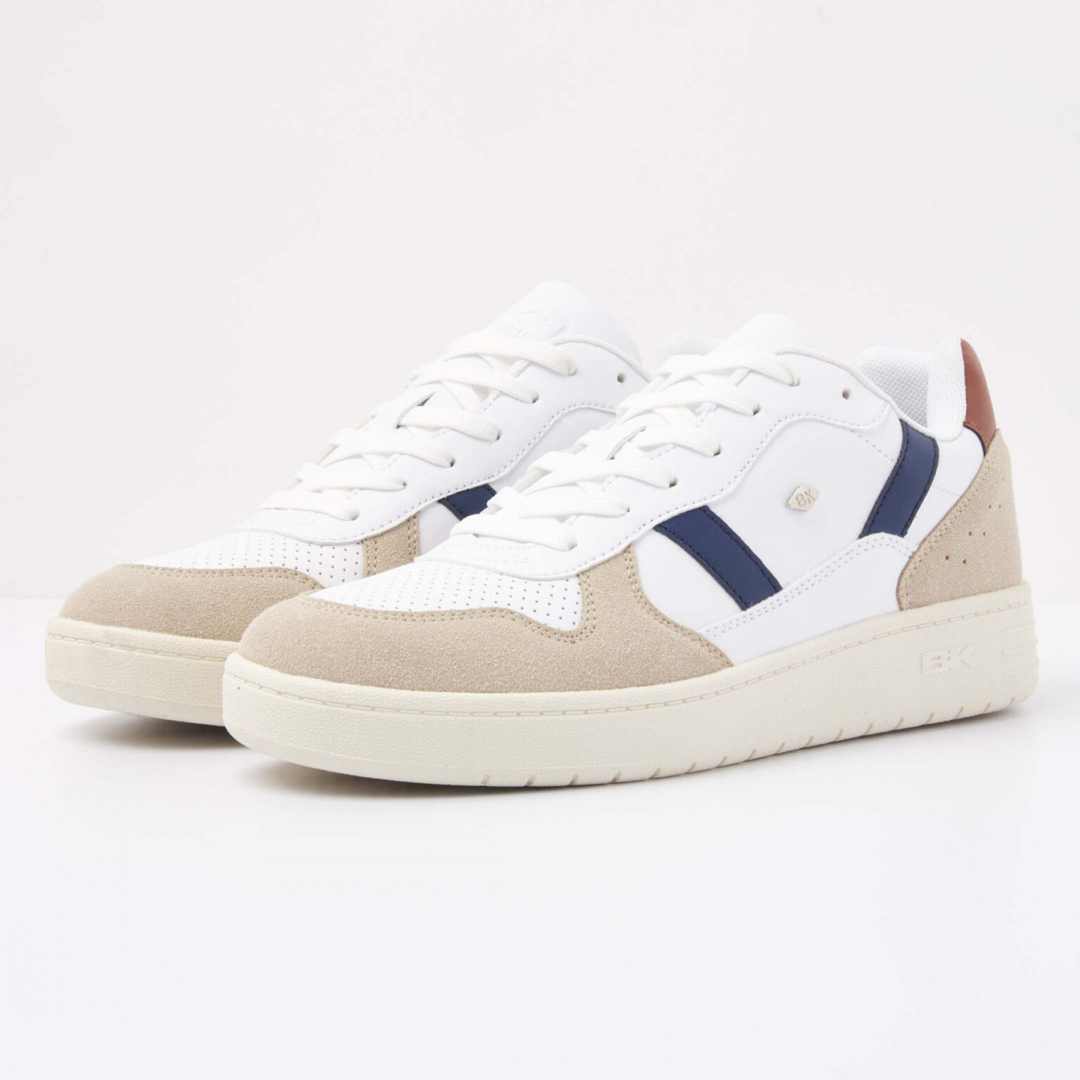 Άσπρα sneakers παπούτσια BRITISH KNIGHTS