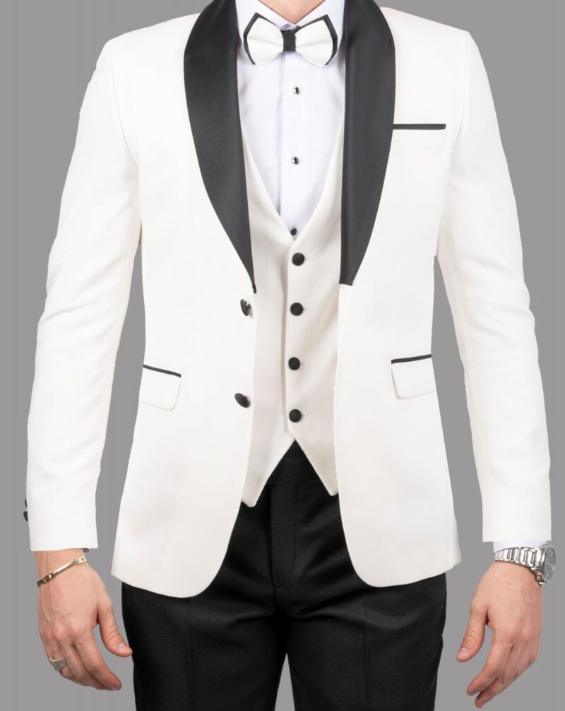Λευκό γαμπριάτικο κοστούμι με γιλέκο και αποσπώμενο πέτο DEZIGN